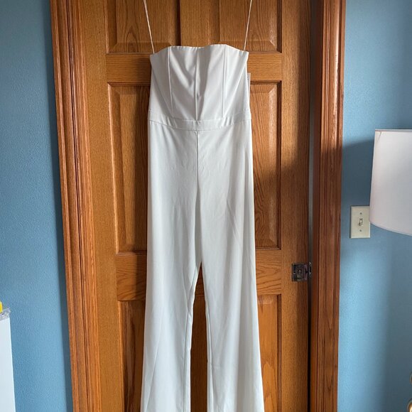 $495 NWT Alice + Olivia NWT Lavera Jumpsuit - Size 8 - Picture 6 of 6